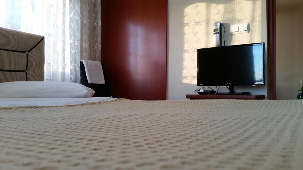 Hotel Yesil Artvin Erzurum ภายนอก รูปภาพ