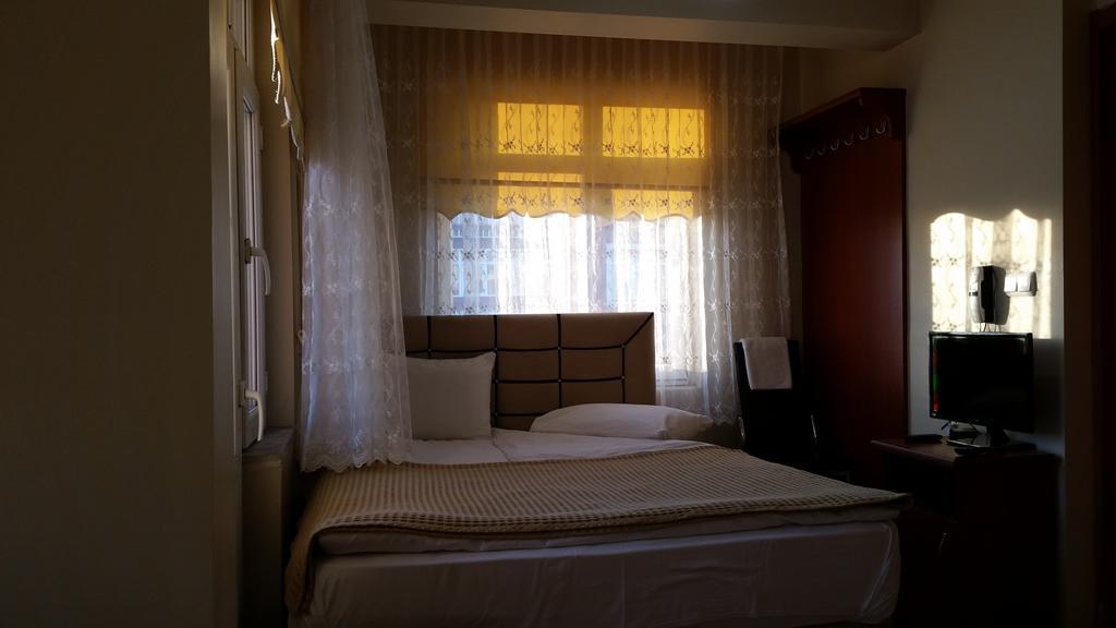 Hotel Yesil Artvin Erzurum ภายนอก รูปภาพ