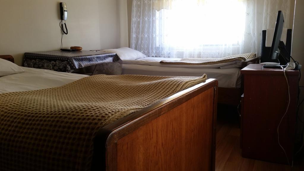 Hotel Yesil Artvin Erzurum ภายนอก รูปภาพ