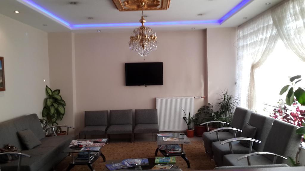 Hotel Yesil Artvin Erzurum ภายนอก รูปภาพ